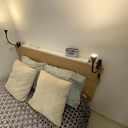 Face Et Port Santa Lucia Climatise Et Wifi *