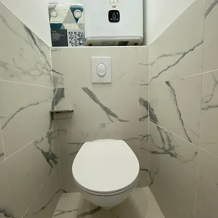 Face Et Port Santa Lucia Climatise Et Wifi