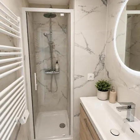T2 Santa Lucia, Terrasse Jardin, Clim Et Wifi Apartment *