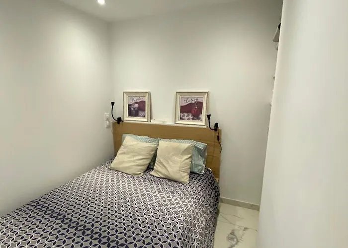 Face Et Port Santa Lucia Climatise Et Wifi * Saint-Raphael (Var)