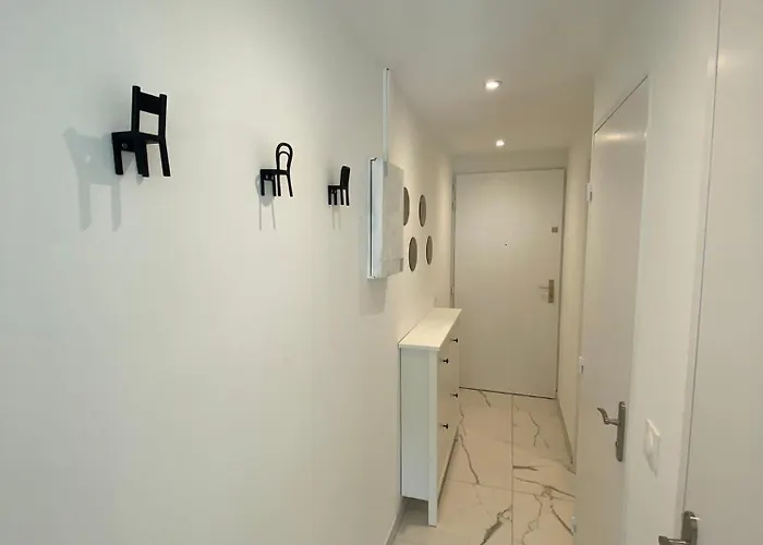 Face Et Port Santa Lucia Climatise Et Wifi Saint-Raphael (Var)