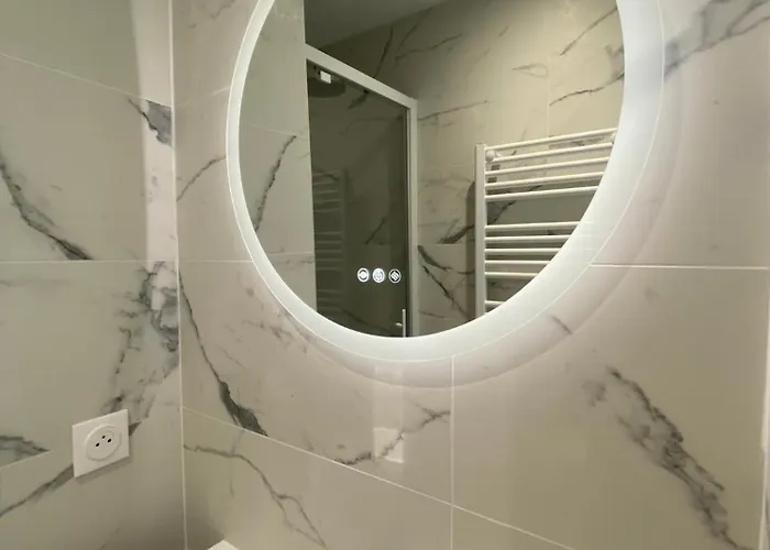 Face Et Port Santa Lucia Climatise Et Wifi