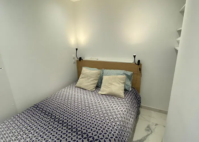 Apartment Face Et Port Santa Lucia Climatise Et Wifi Saint-Raphael (Var)